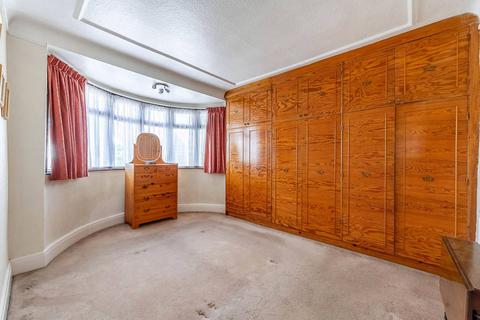 3 bedroom semi-detached house for sale, Pembroke Avenue, Kenton, Harrow, HA3