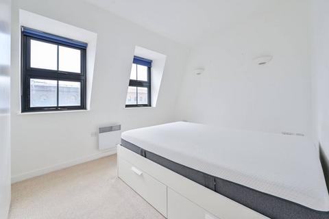 Flat 5, Triangle Court, 10 Redcross Way, London, SE1 1TA