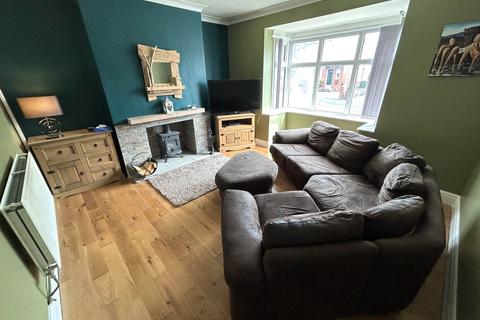 2 bedroom semi-detached house for sale, Chadderton Park Road, Oldham OL9