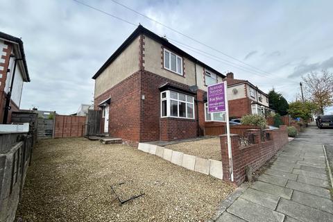 2 bedroom semi-detached house for sale, Chadderton Park Road, Oldham OL9