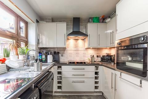 2 bedroom terraced house for sale, Clarence Road, London, E12, Manor Park, London, E12