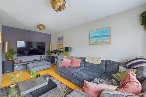 2 bedroom flat for sale, Queens Road, Brighton, BN1 3WB