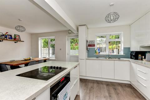 undefined, West Street, Lancing BN15