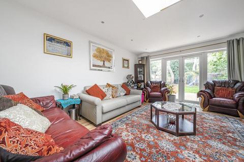 4 bedroom semi-detached house for sale, Windsor,  Berkshire,  SL4