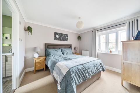 11 Coppice Place, Wormley, Godalming, GU8 5TY