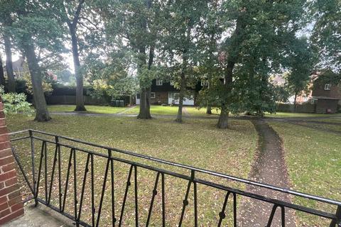 147 Cabell Road, Guildford, GU2 8JH