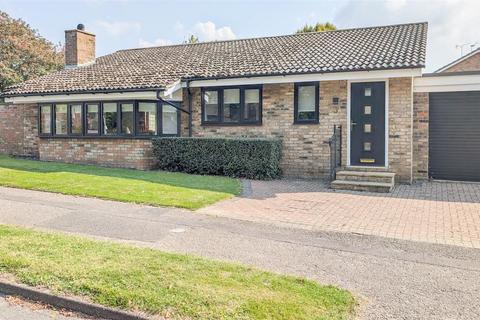 3 bedroom semi-detached bungalow for sale, Beechwood Avenue, Bottisham CB25