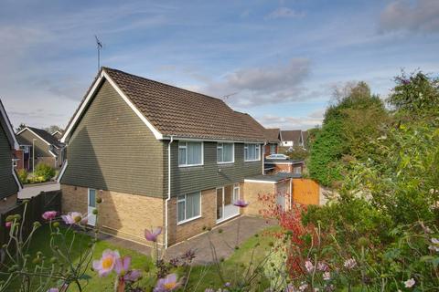 18 Ashley Meadows, Romsey, SO51 7LT