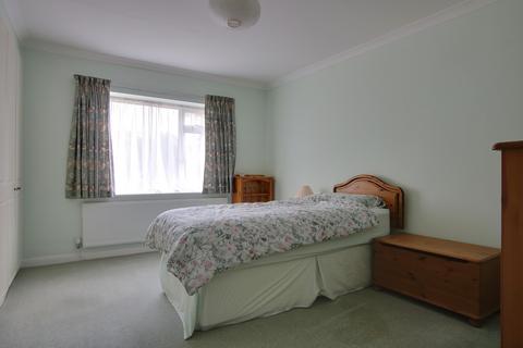 18 Ashley Meadows, Romsey, SO51 7LT