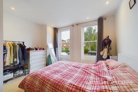 Flat 4, 30 Vant Road, Tooting, London, SW17 8TJ