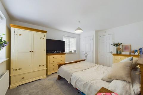 13 Fairfax Way, Rushwick, Worcester, WR2 5TZ