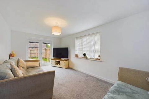 13 Fairfax Way, Rushwick, Worcester, WR2 5TZ