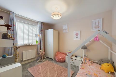 13 Fairfax Way, Rushwick, Worcester, WR2 5TZ