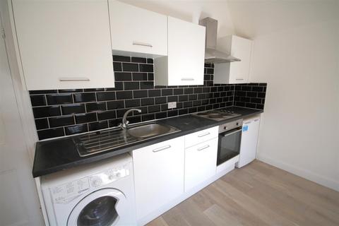 2 bedroom flat for sale, The Hoystings, Old Dover Road, Canterbury