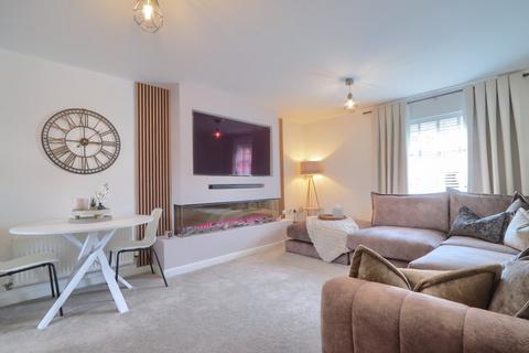 2 bedroom flat for sale, Sculptor Crescent, Stockton-on-Tees