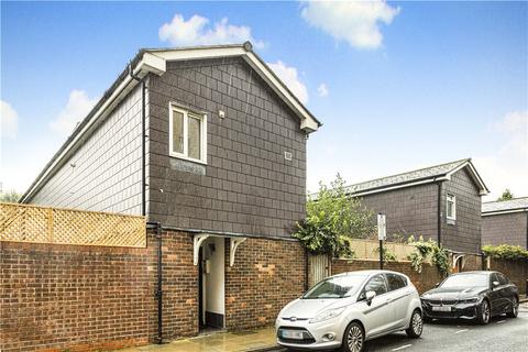 1 bedroom maisonette to rent, Faraday Close, London, N7