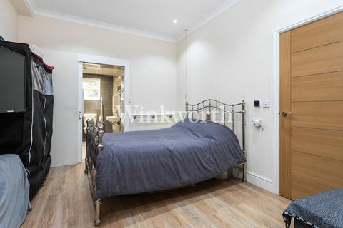 4 bedroom terraced house for sale, Wightman Road, London, N8