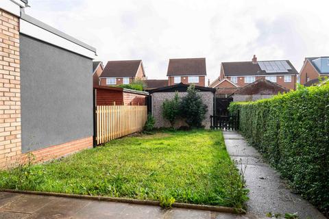 2 bedroom terraced house for sale, Princes Avenue, Hull