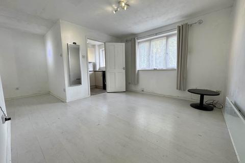 1 bedroom flat for sale, Rodeheath, Luton LU4