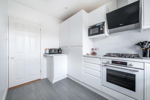 2 bedroom maisonette for sale, Meadway Close, Barnet, EN5