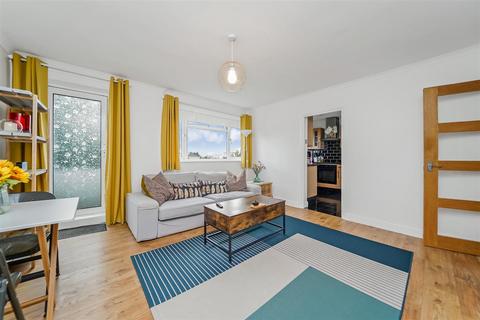 2 bedroom apartment for sale, The Ridgeway, London E4