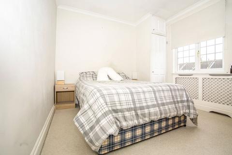 69 Gordon Road, Northfleet, Gravesend, DA11 9JN