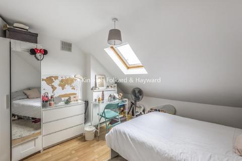 3 bedroom flat for sale, Buchanan Gardens, Willesden