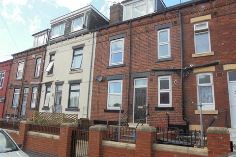 2 bedroom terraced house to rent, St Hildas Road, East End Park, Leeds