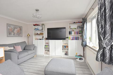 20 Brines Orchard, Templecombe, BA8 0JL