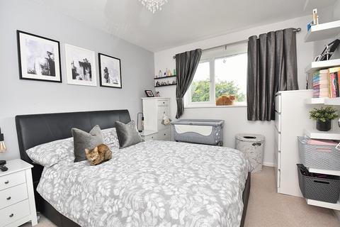 20 Brines Orchard, Templecombe, BA8 0JL