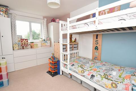 20 Brines Orchard, Templecombe, BA8 0JL
