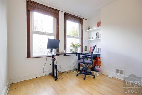 2 bedroom flat for sale, Mersey Road, London