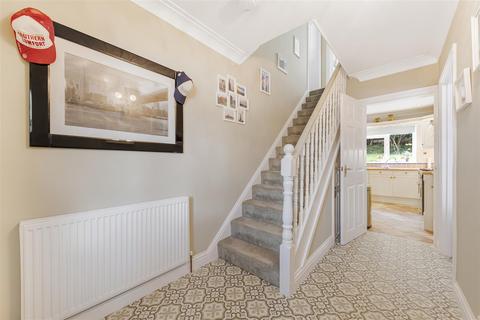 4 bedroom semi-detached house for sale, Brookside Road, Istead Rise