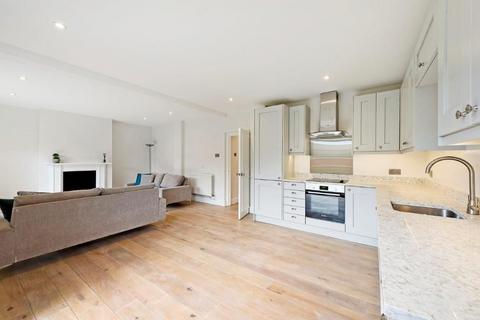 2 bedroom flat for sale, Upper Richmond Road, London SW15