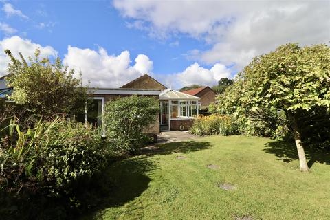 4 bedroom detached bungalow for sale, Tostig Close, Stamford Bridge, York