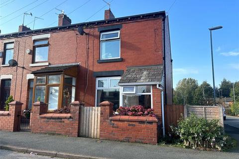 2 bedroom end of terrace house for sale, Spring Lane, Lees, Oldham, Greater Manchester, OL4