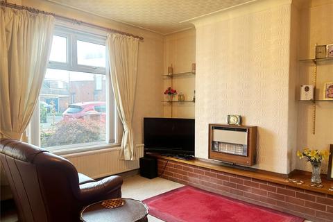 2 bedroom end of terrace house for sale, Spring Lane, Lees, Oldham, Greater Manchester, OL4