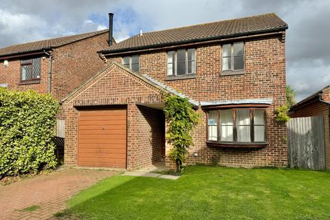 4 bedroom detached house for sale, Grassymead, Titchfield Common