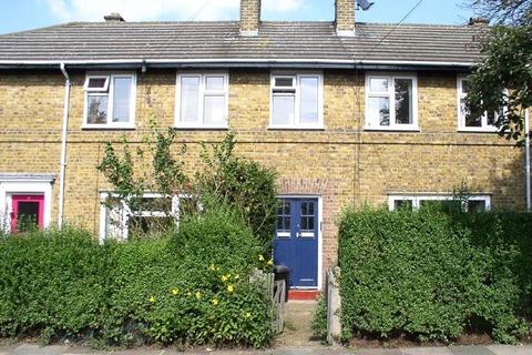 12 Burdett Road, Richmond, TW9 2EE