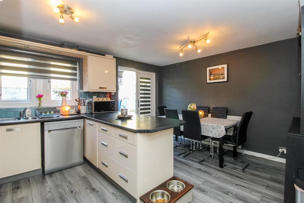Kitchen diner