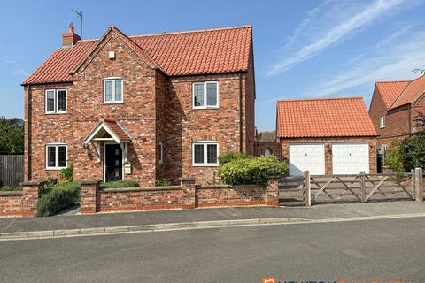 4 bedroom detached house for sale, Bells Court, 1 LN5