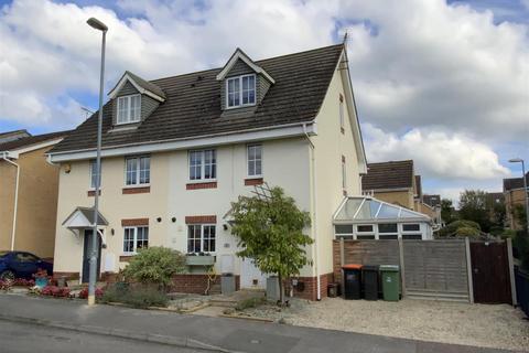 3 bedroom semi-detached house for sale, Goodman Drive, Leighton Buzzard