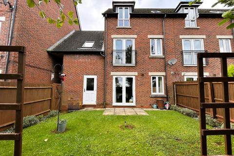 4 bedroom townhouse for sale, Hillcrest, Belper DE56