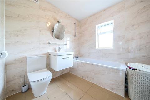 4 May Gardens, Wembley, HA0 1DT