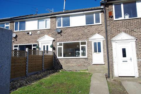 3 bedroom townhouse to rent, Peveril Mount, Eccleshill