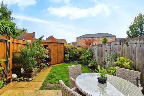 15 Buckthorn Road, Dunmow, CM6 1HZ