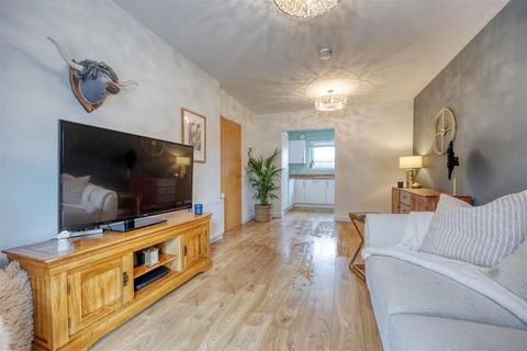 2 bedroom flat for sale, Fells View, Milton Of Campsie, Glasgow