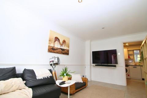 2 bedroom terraced house for sale, Knaphill,