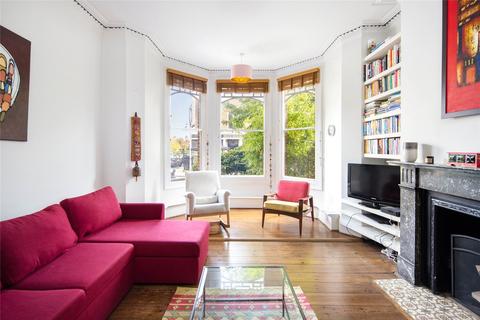 3 bedroom flat for sale, Parkholme Road, Hackney, London, E8