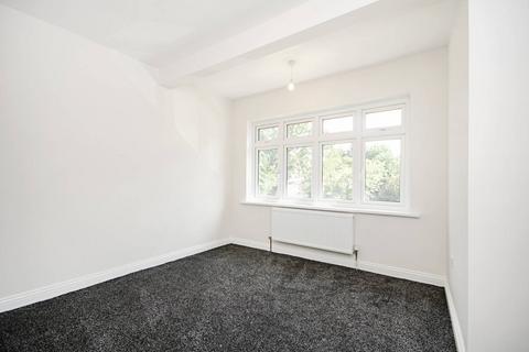 3 bedroom maisonette for sale, Hall Lane, Hendon, London, NW4